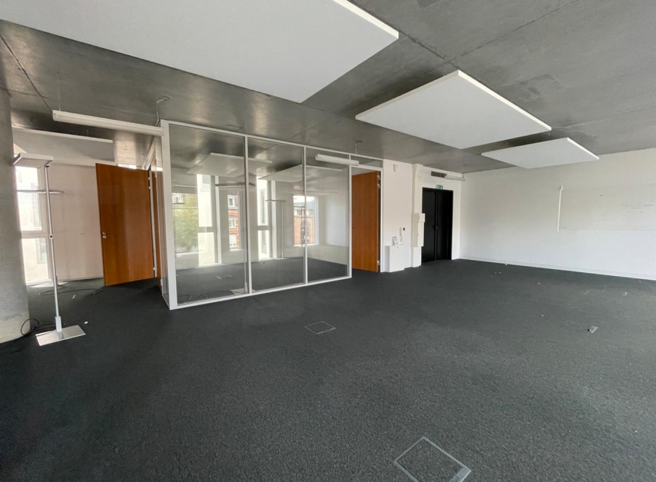 Bureau Lille 575m² Location bureau Lille Nord OLBUR2201385 8